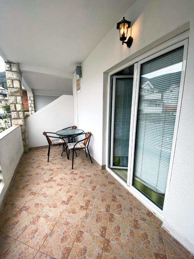 Apartments Marijana Tivat Exterior photo
