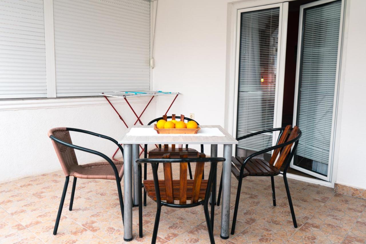Apartments Marijana Tivat Exterior photo