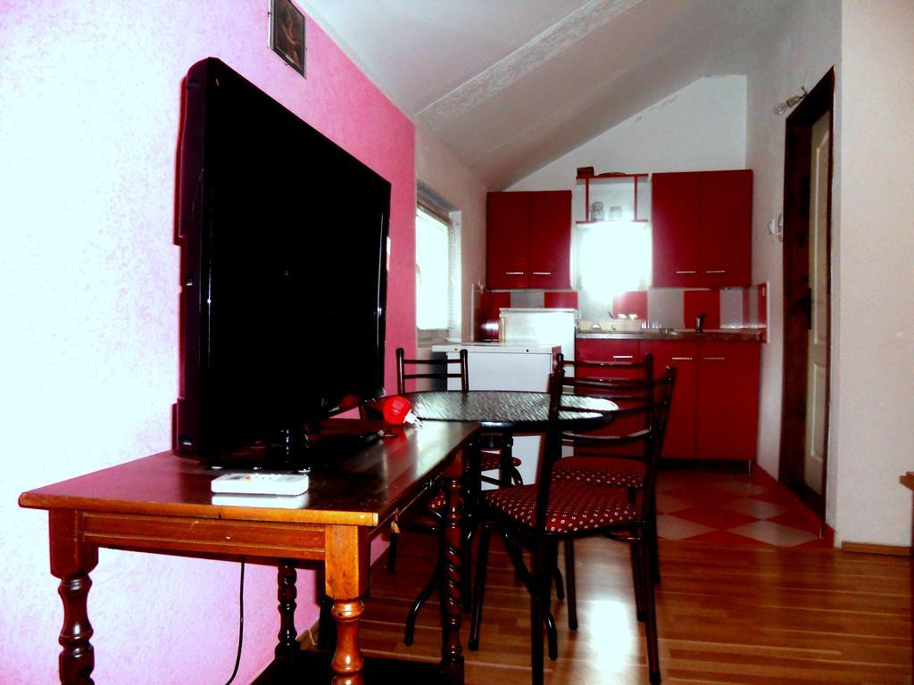 Apartments Marijana Tivat Exterior photo