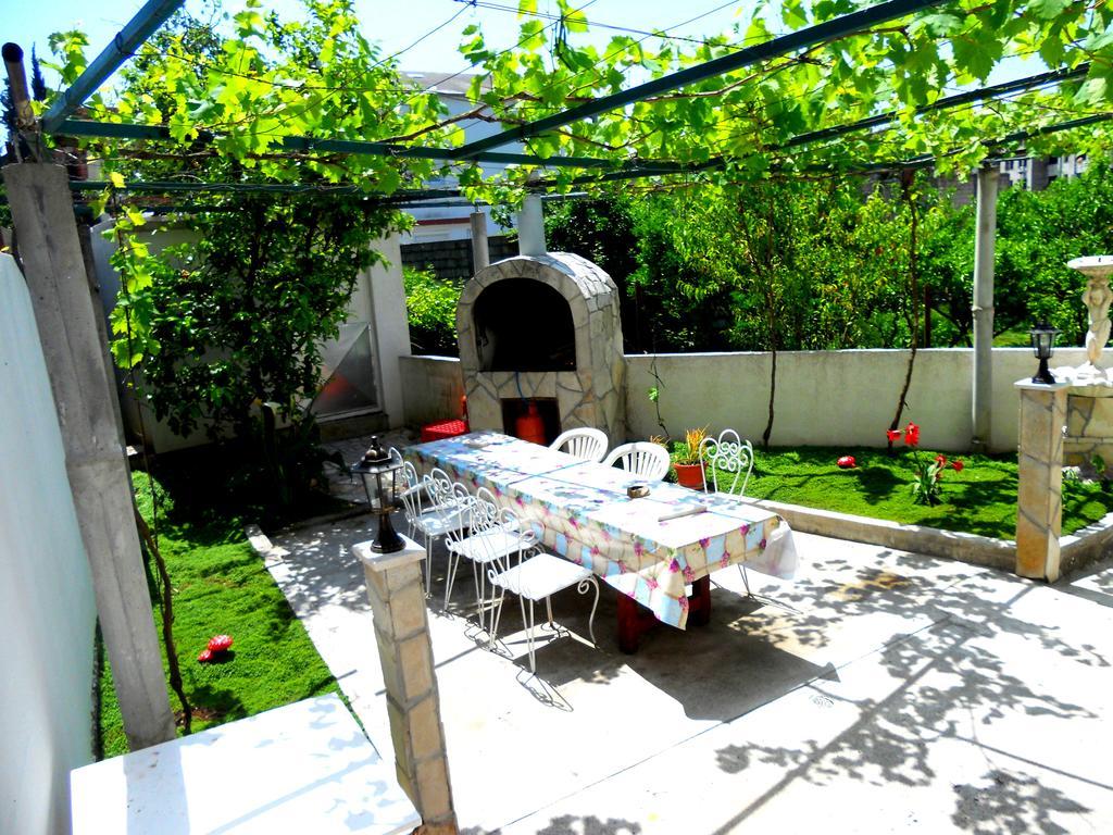 Apartments Marijana Tivat Exterior photo